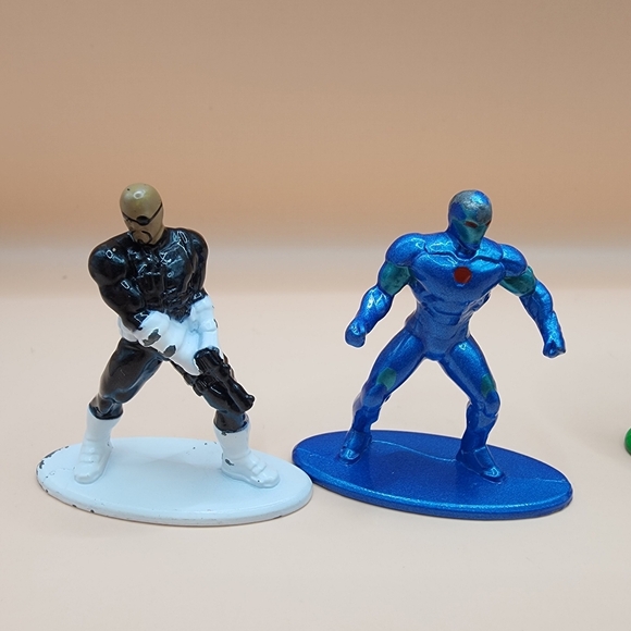 Nano Metalfigs 2" DC COMICS Die Cast Metal + Archangel Figure - Picture 4 of 9